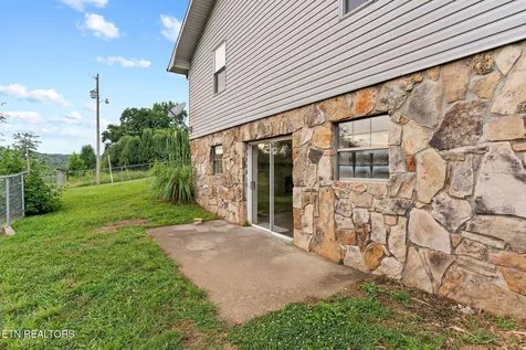 162 County Road 82 Athens TN 37303