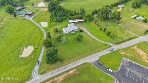 162 County Road 82 Athens TN 37303