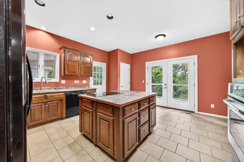 1945 Forest Cir, SW Cookeville TN 38506