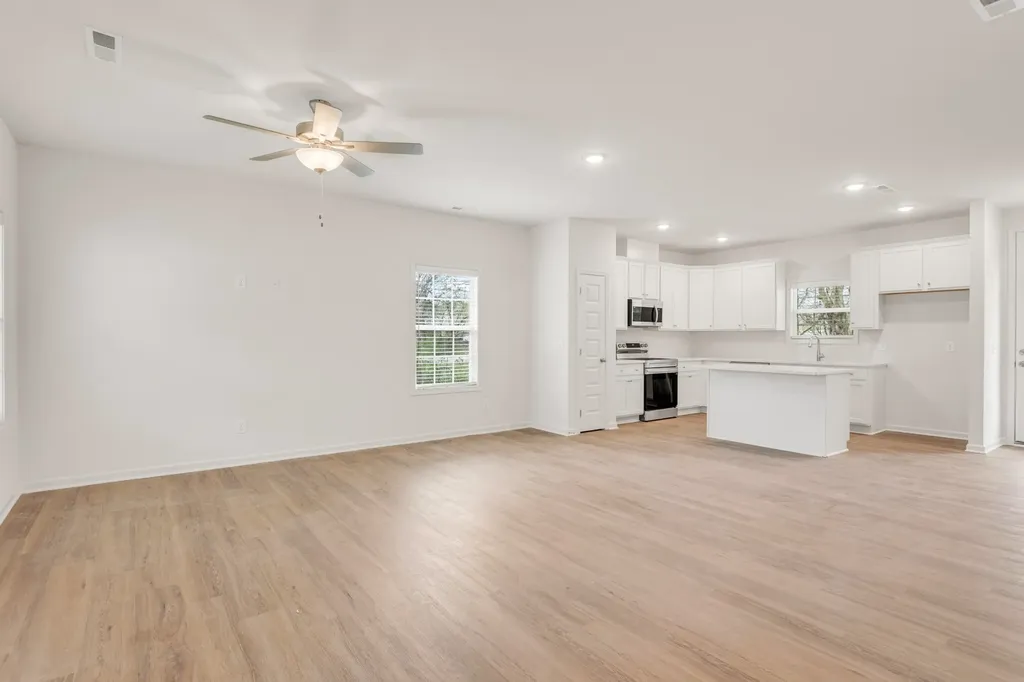 101 Centennial Lane Columbia TN 38401