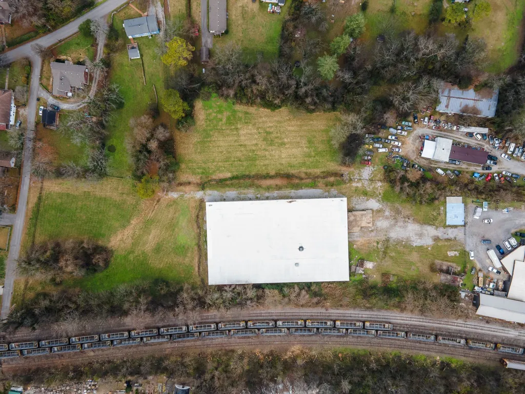 1080 S Beckett Street Columbia TN 38401