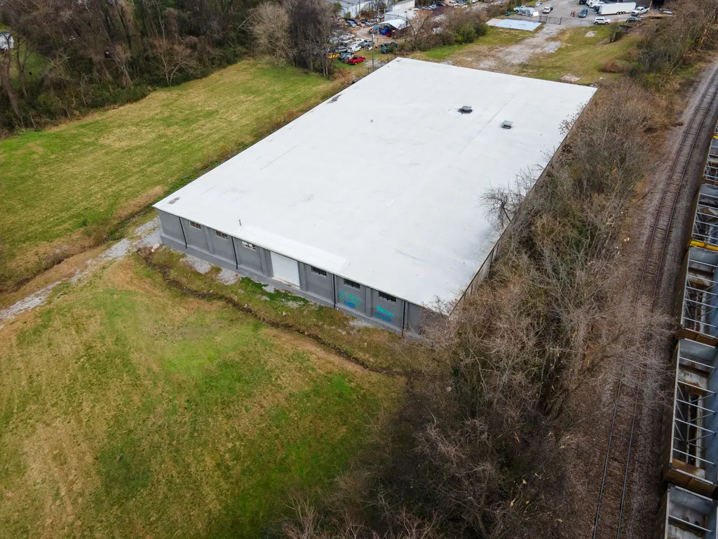 1080 S Beckett Street Columbia TN 38401