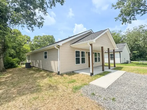 127 Foxall Street Hartsville TN 37074
