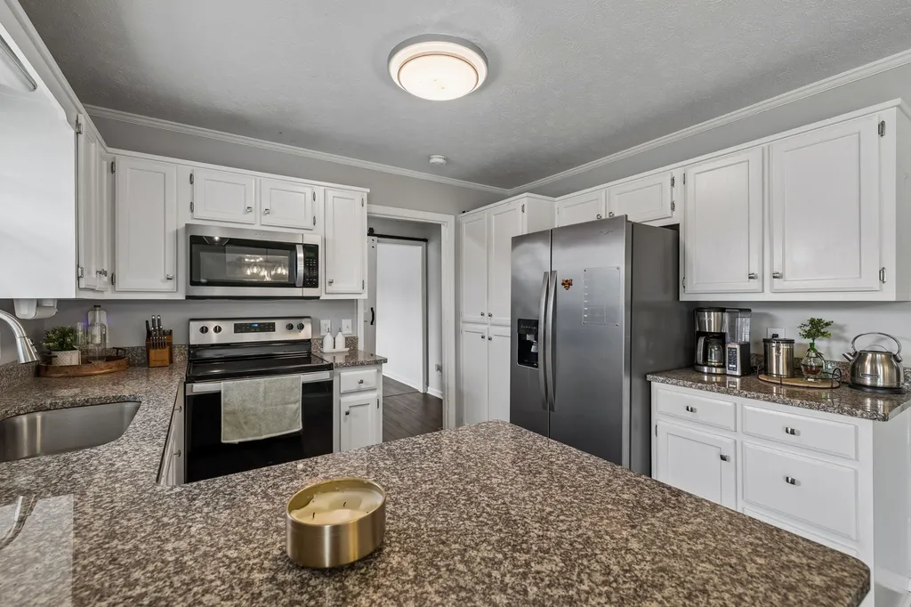 1883 Coles Ferry Pike Lebanon TN 37087