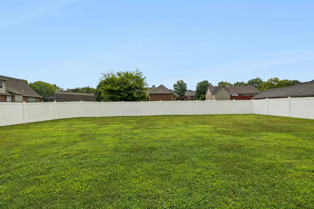 1883 Coles Ferry Pike Lebanon TN 37087