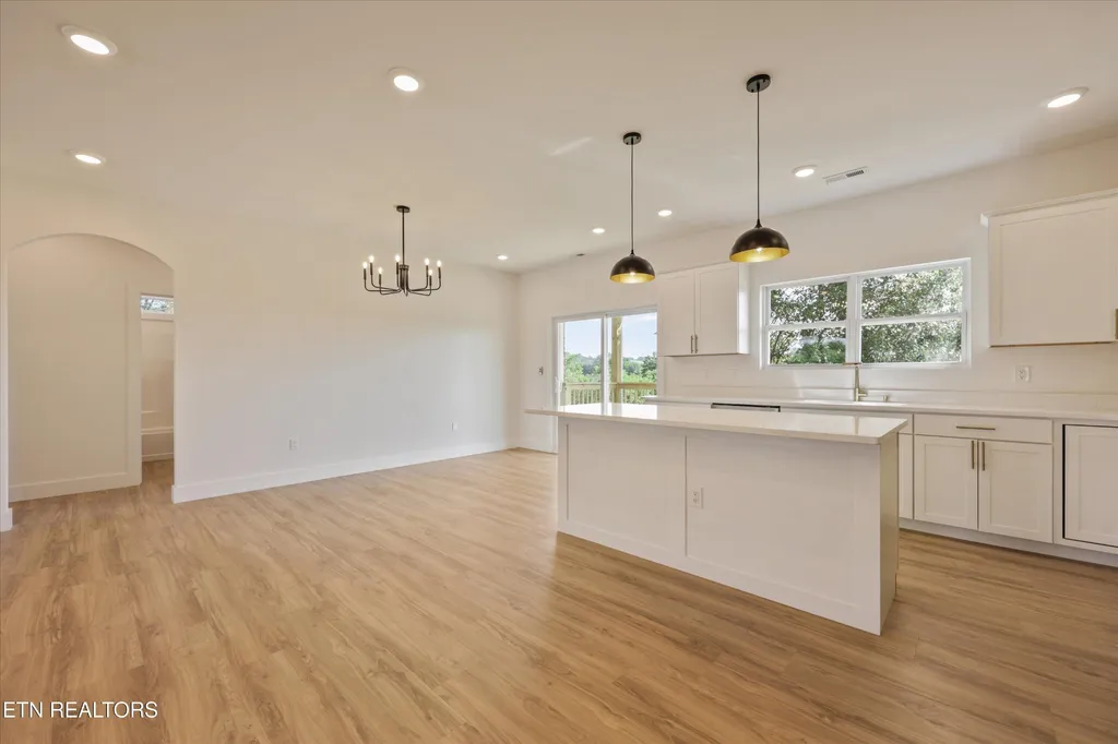 2335 Louisiana Court Seymour TN 37865