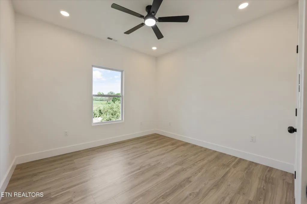 2335 Louisiana Court Seymour TN 37865