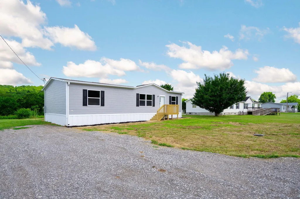 142 Meadow View Pikeville TN 37367