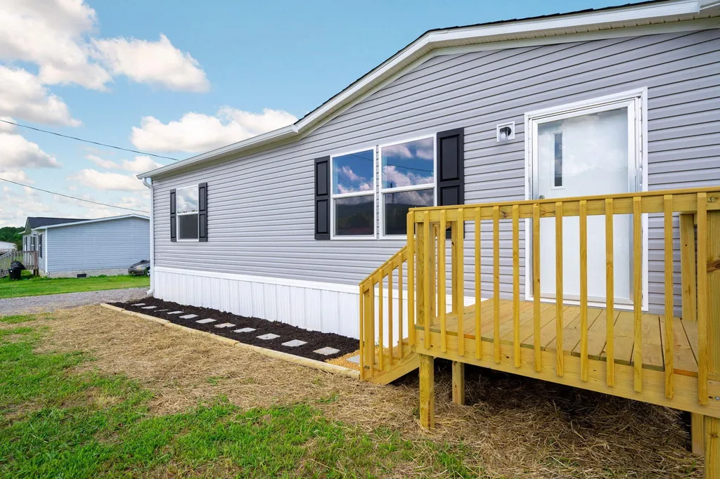 142 Meadow View Pikeville TN 37367