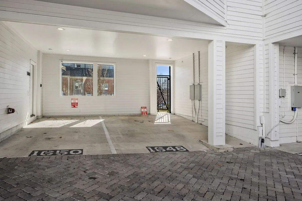 1648 19th Ave, S Nashville TN 37212