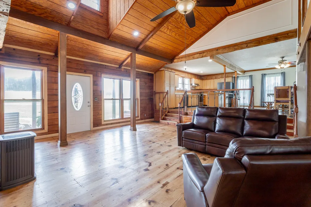 2195 Myers Road Pikeville TN 37367