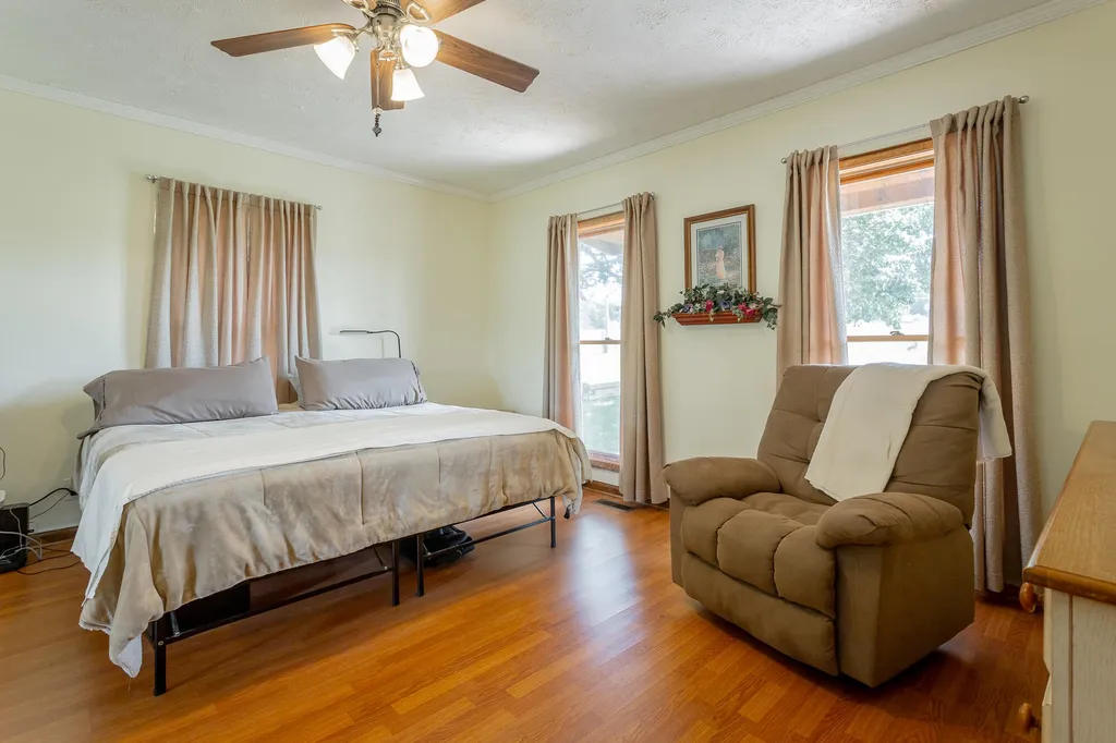 2195 Myers Road Pikeville TN 37367