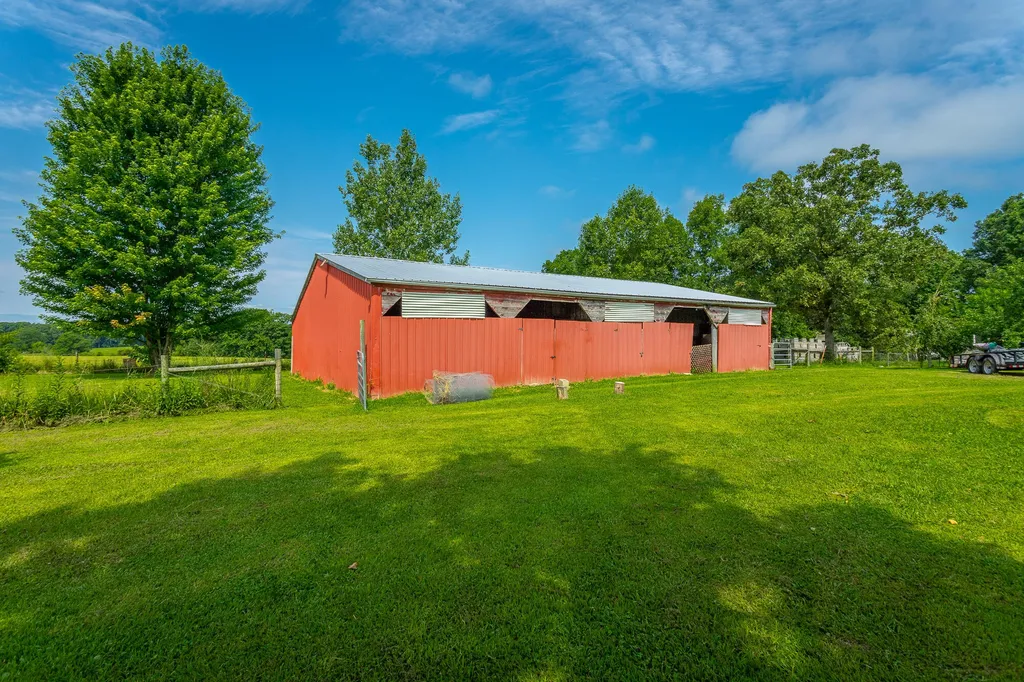 2195 Myers Road Pikeville TN 37367