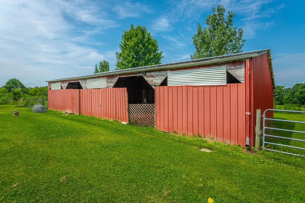 2195 Myers Road Pikeville TN 37367