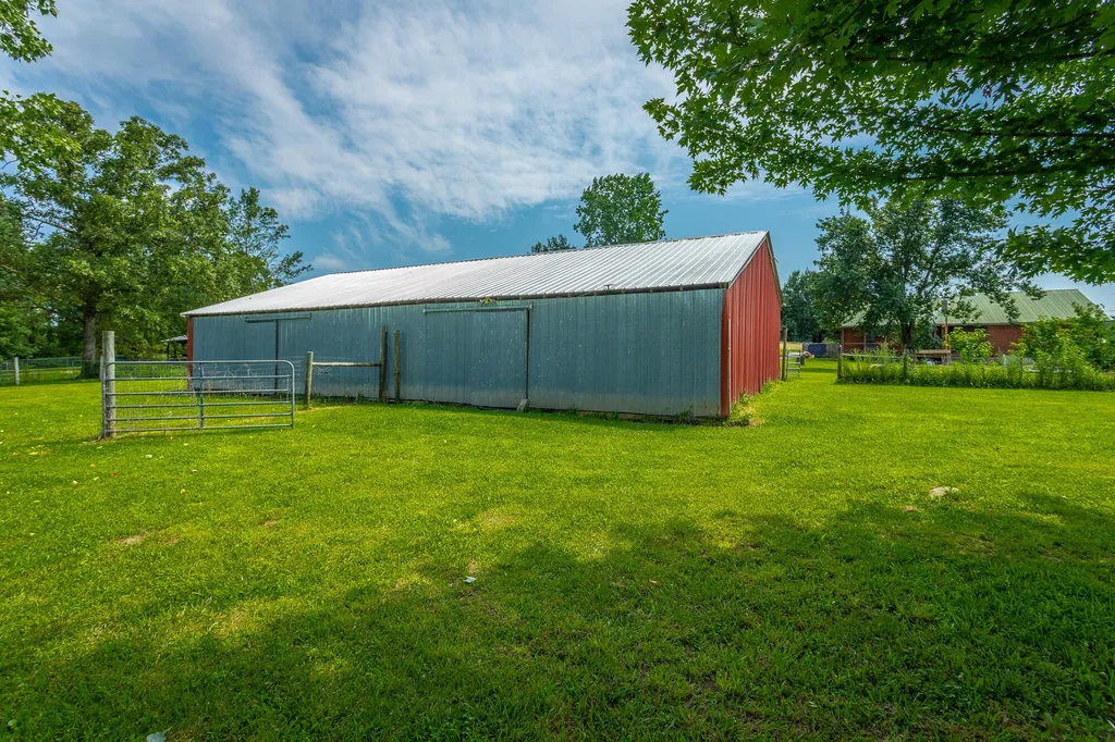 2195 Myers Road Pikeville TN 37367