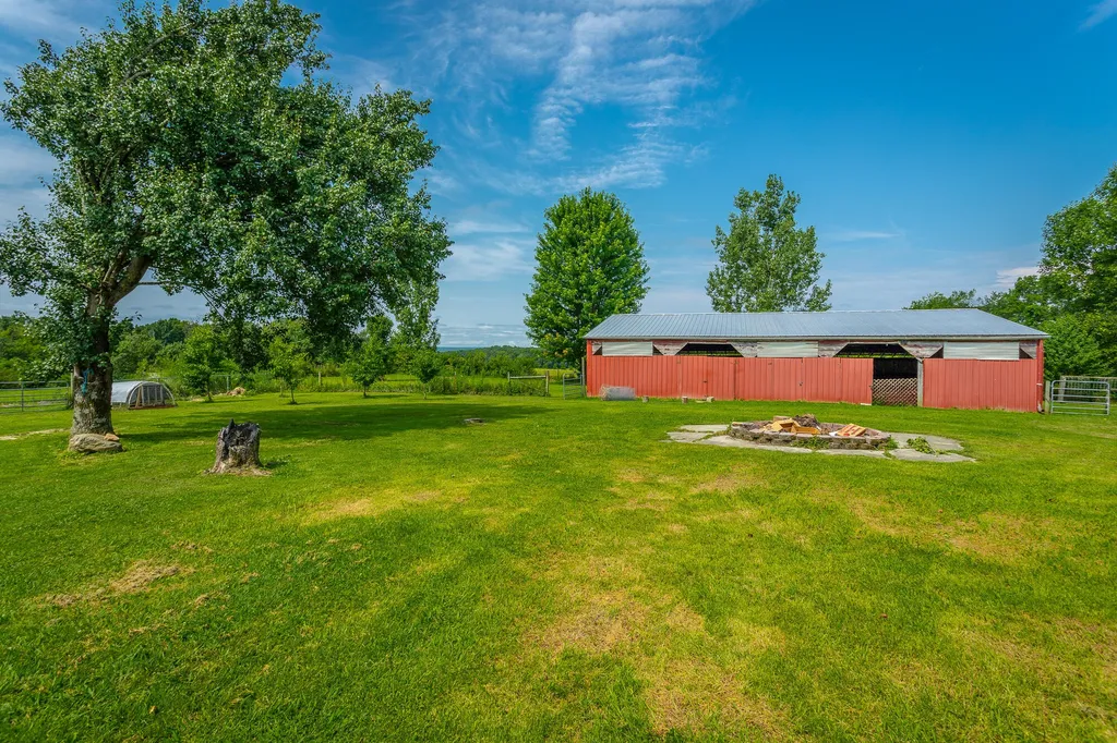 2195 Myers Road Pikeville TN 37367