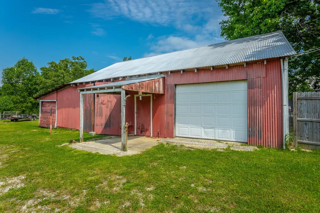 2195 Myers Road Pikeville TN 37367