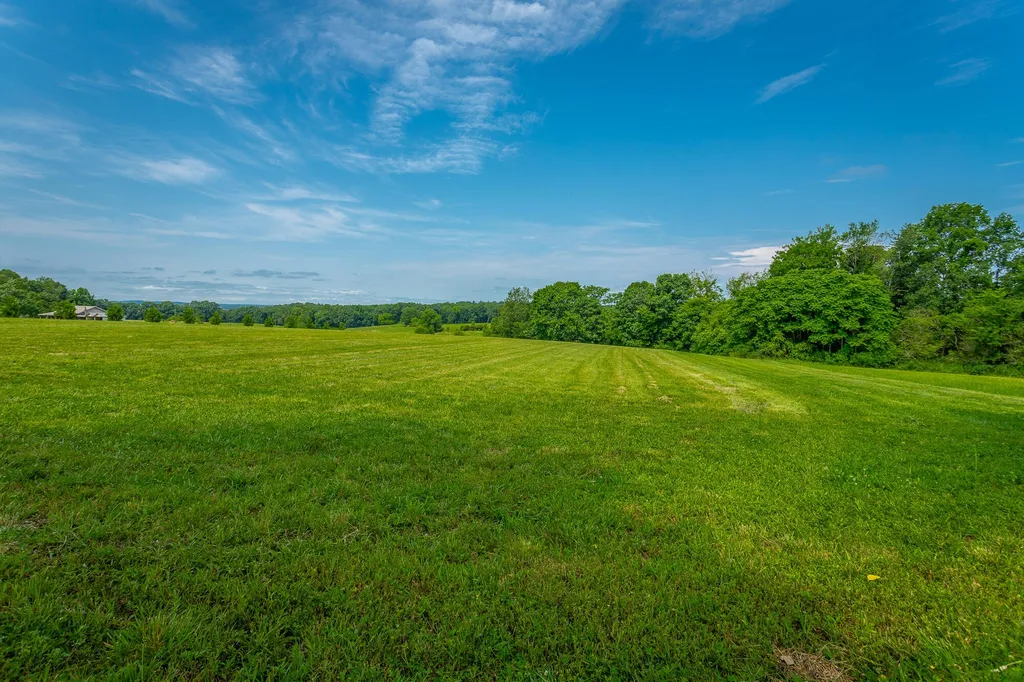 2195 Myers Road Pikeville TN 37367