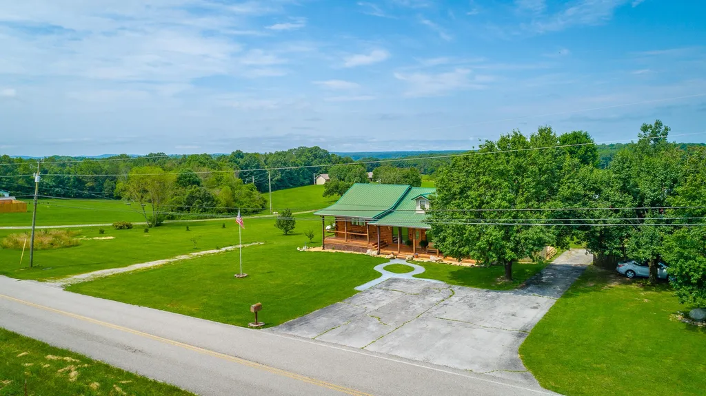 2195 Myers Road Pikeville TN 37367