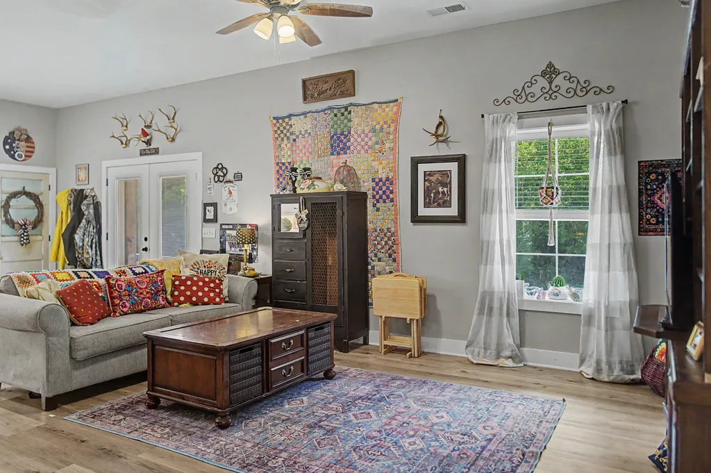 1505 Dark Hollow Road Lafayette TN 37083