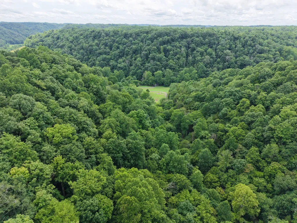 1505 Dark Hollow Road Lafayette TN 37083