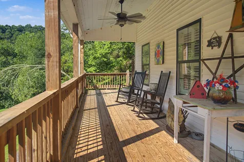 1505 Dark Hollow Road Lafayette TN 37083