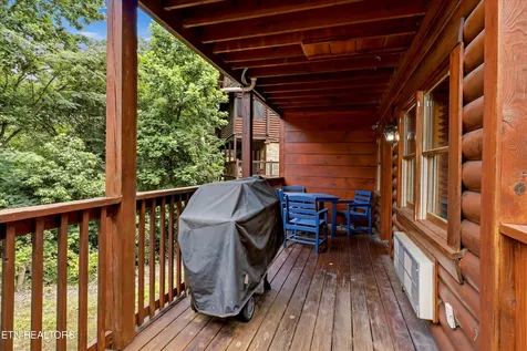 727 Golf View Boulevard Pigeon Forge TN 37863