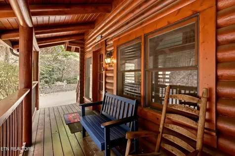 727 Golf View Boulevard Pigeon Forge TN 37863