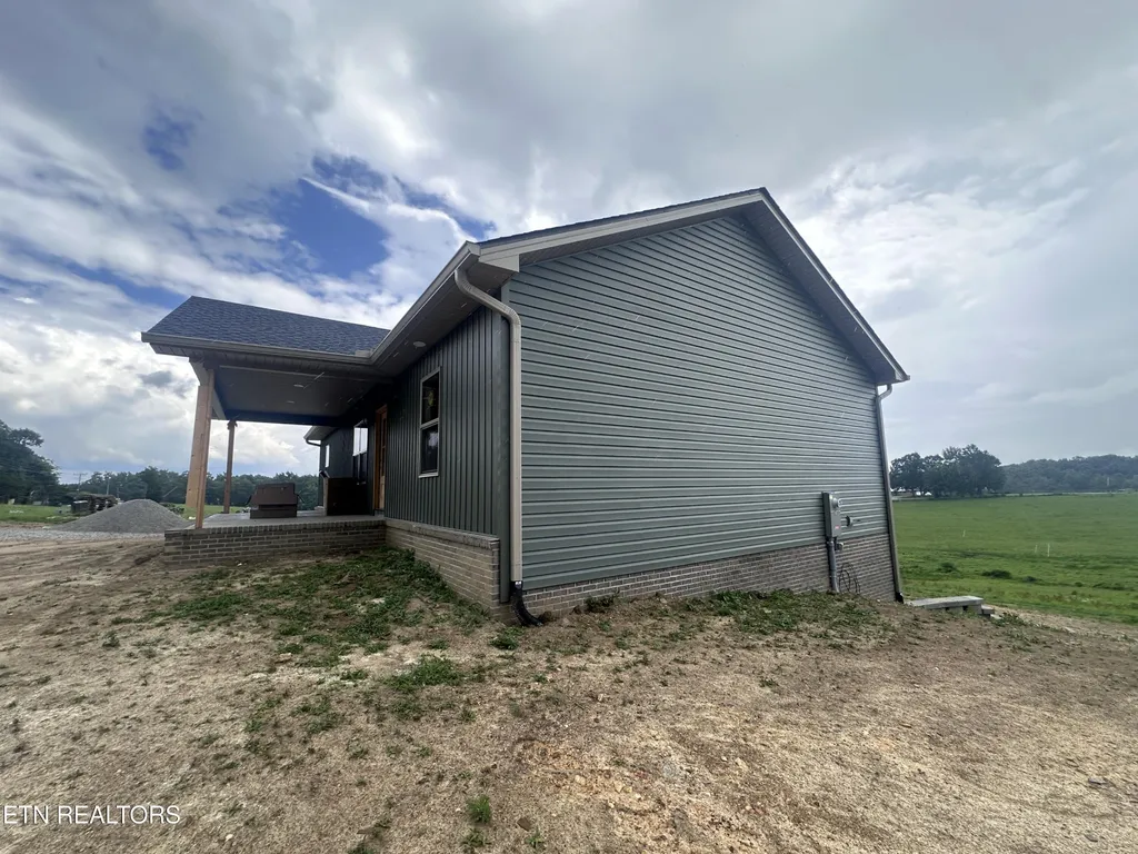 934 Allardt Highway Jamestown TN 38556
