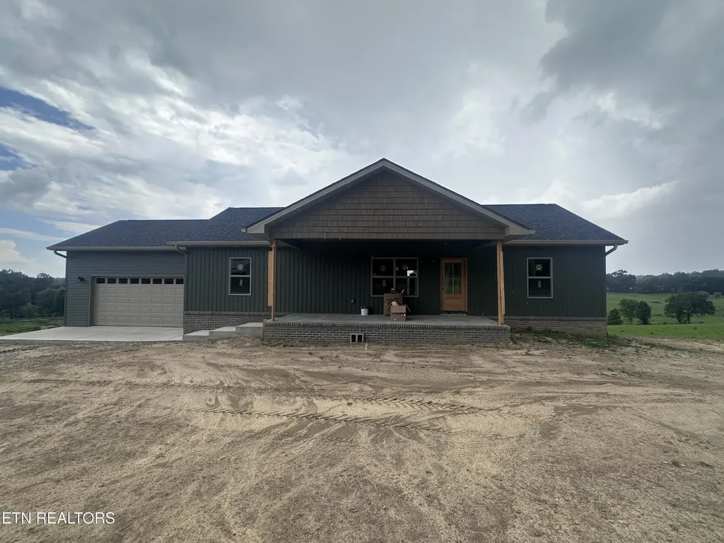 934 Allardt Highway Jamestown TN 38556