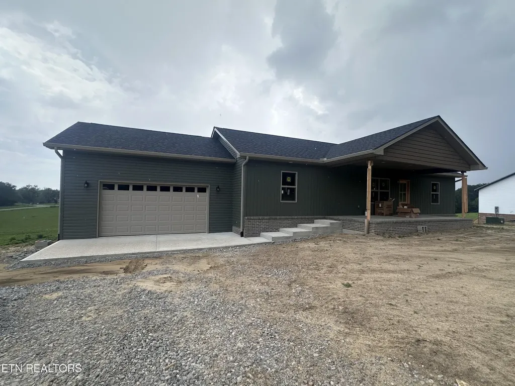 934 Allardt Highway Jamestown TN 38556