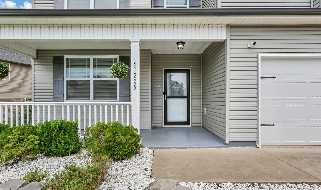 1209 Henry Place Boulevard Clarksville TN 37042