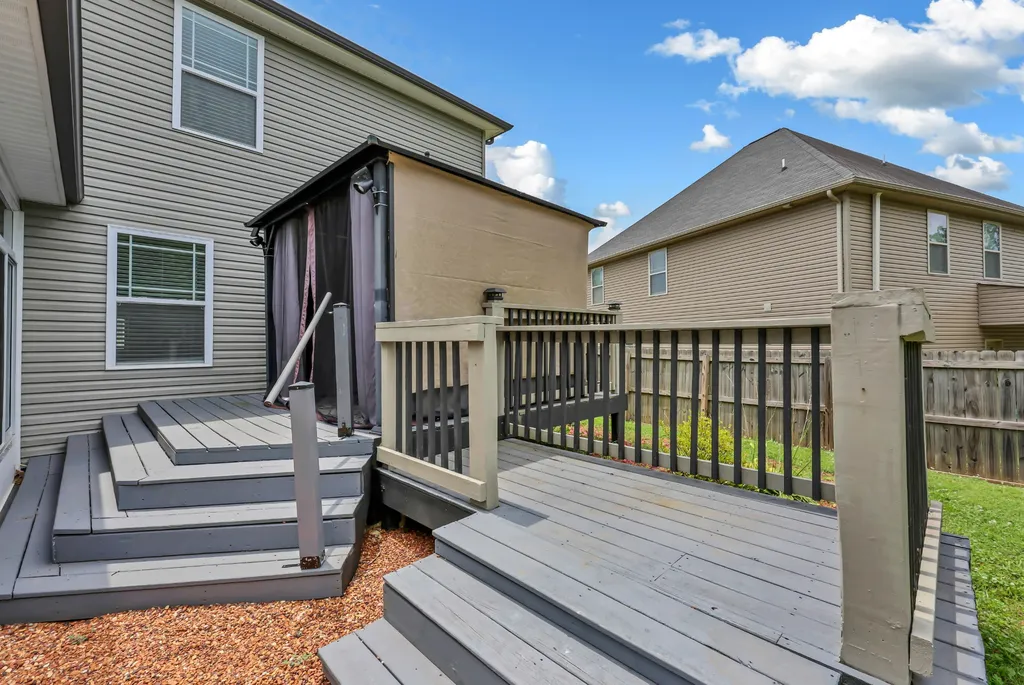 1209 Henry Place Boulevard Clarksville TN 37042