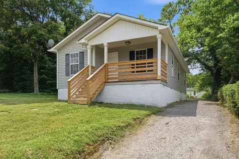 103 Hall Street Hartsville TN 37074