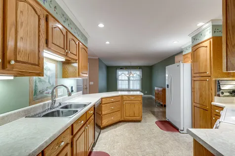 106 Parkwood Lane Hohenwald TN 38462