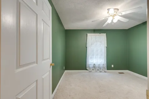106 Parkwood Lane Hohenwald TN 38462