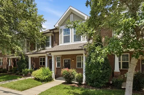 816 Hillview Heights Nashville TN 37204