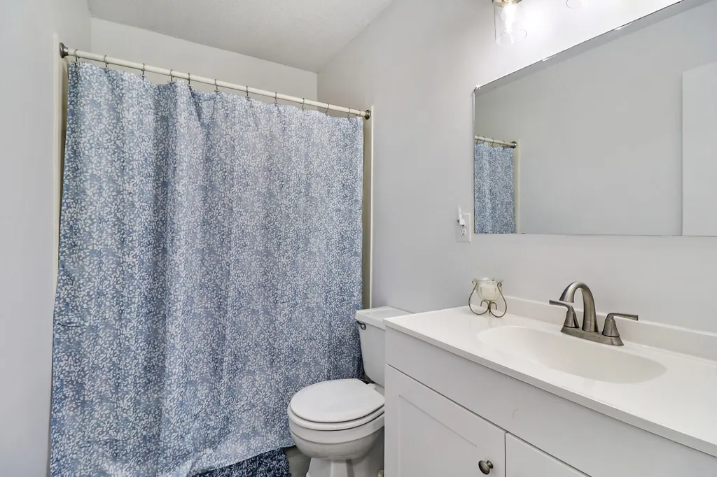 12 Wilshire Heights Drive Crossville TN 38558