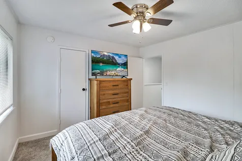 12 Wilshire Heights Drive Crossville TN 38558