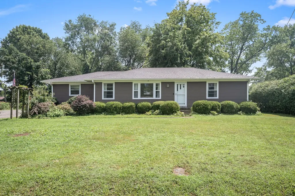 1019 Lawndale Drive Murfreesboro TN 37129