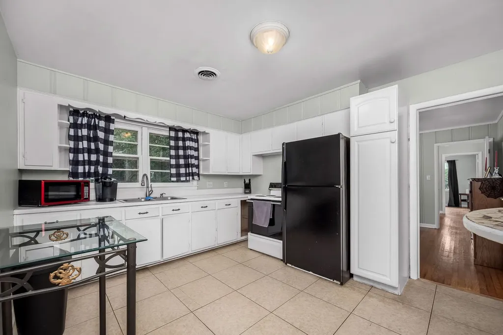 1019 Lawndale Drive Murfreesboro TN 37129