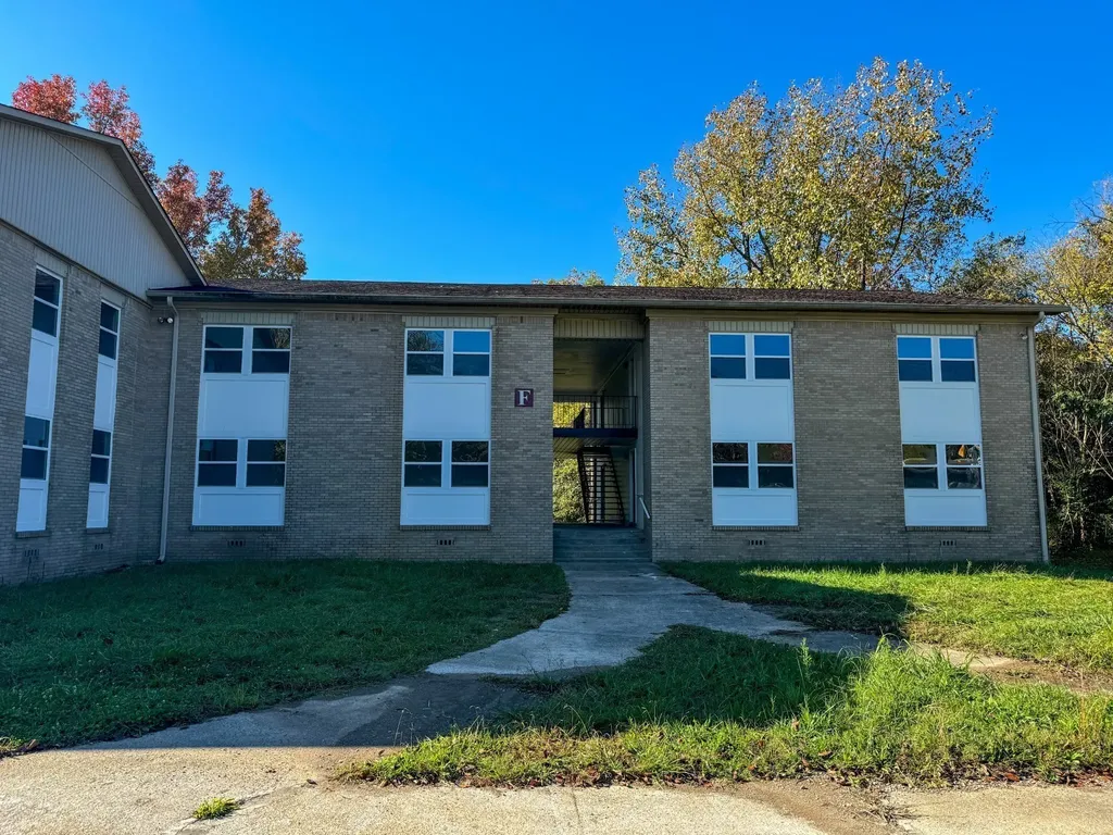 204 Clydeton Road Waverly TN 37185
