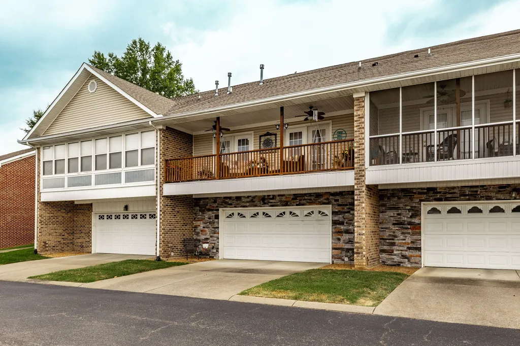 800 Browns Lane Gallatin TN 37066