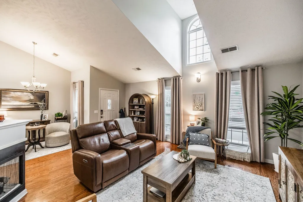800 Browns Lane Gallatin TN 37066