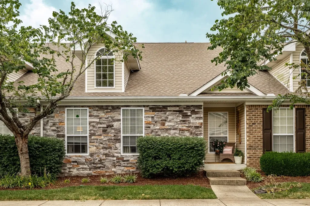 800 Browns Lane Gallatin TN 37066