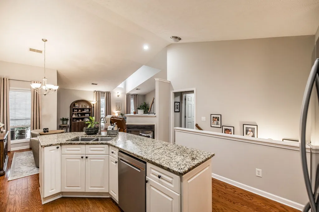 800 Browns Lane Gallatin TN 37066