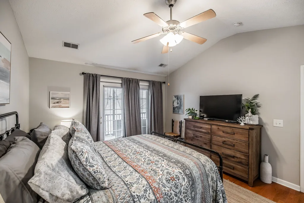 800 Browns Lane Gallatin TN 37066
