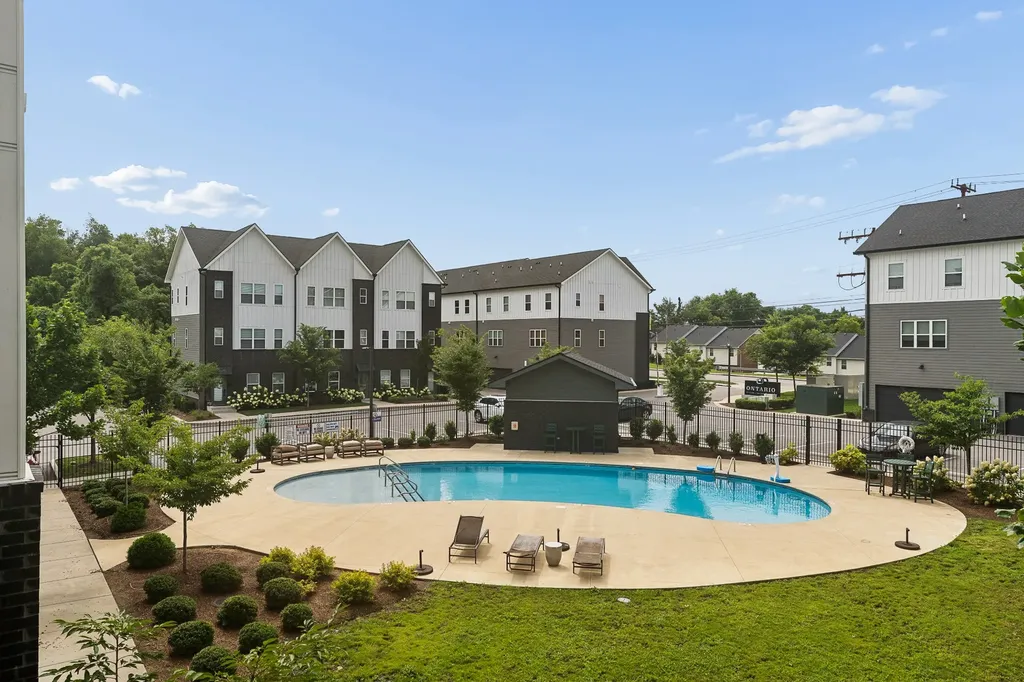 1540 Lebanon Pike Nashville TN 37210