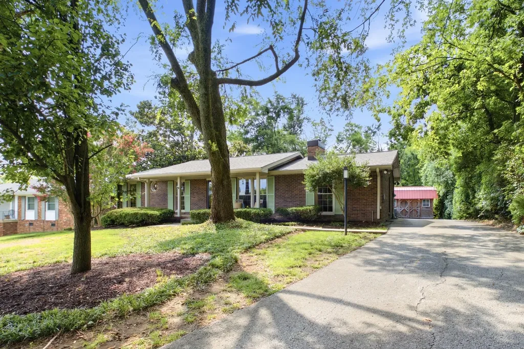 7222 Westcott Drive Nashville TN 37221