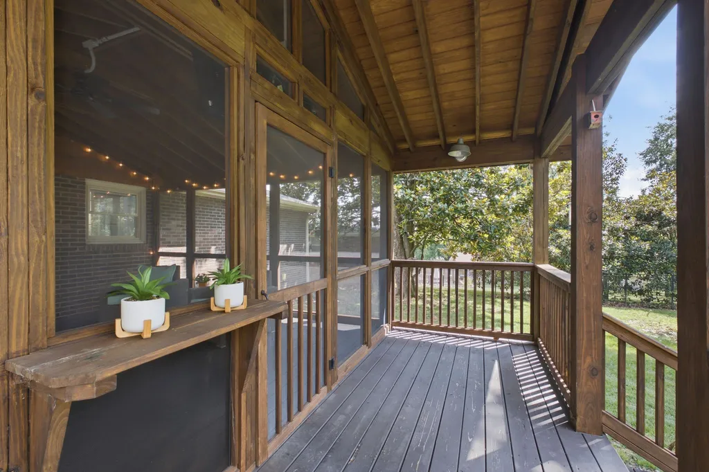 7222 Westcott Drive Nashville TN 37221